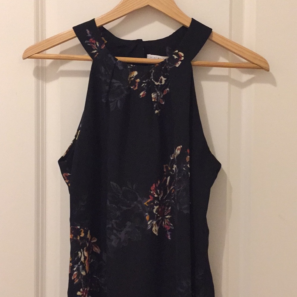 High neck tank